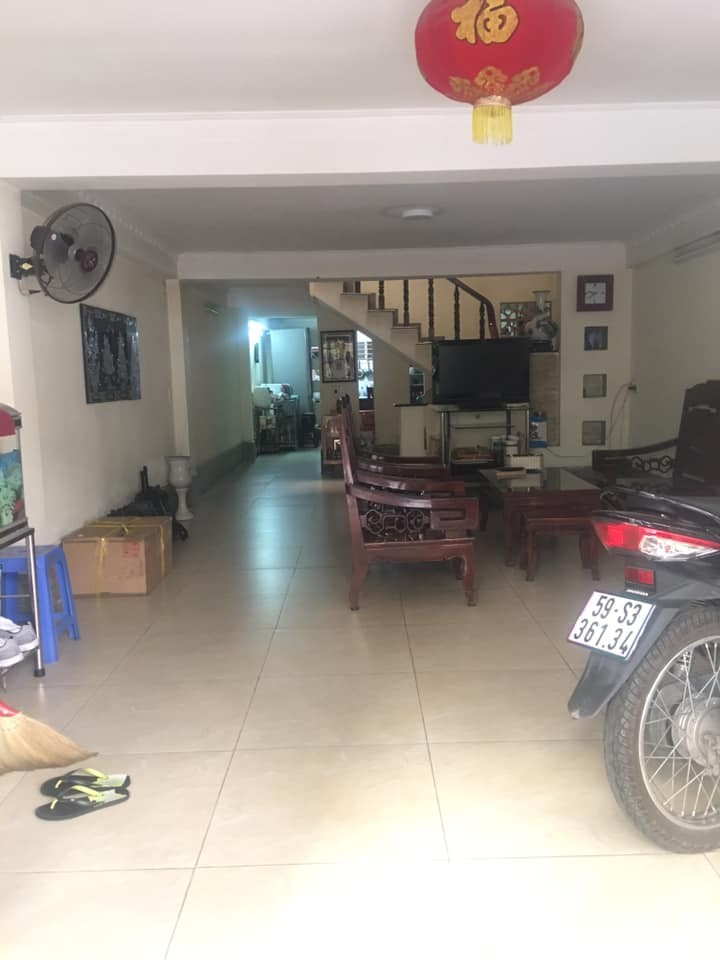 Bán nhà chính chủ hẻm xe hơi 2 xẹt đường Ung Văn Khiêm, diện tích 68m2, 3 Tầng Chỉ 14,7 Tỷ