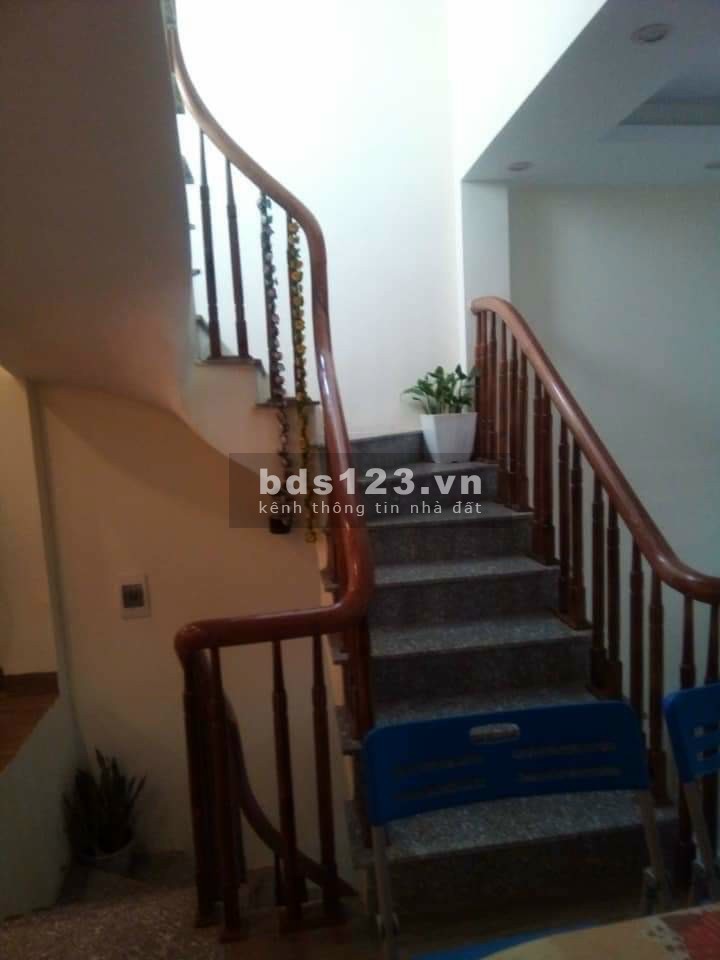 Chính chủ bán nhà Đồng Mai Hà Đông nhà đẹp ở luôn ô tô đỗ cửa, dt 35m2, 3 tầng, mt 4m giá 1.45 tỷ