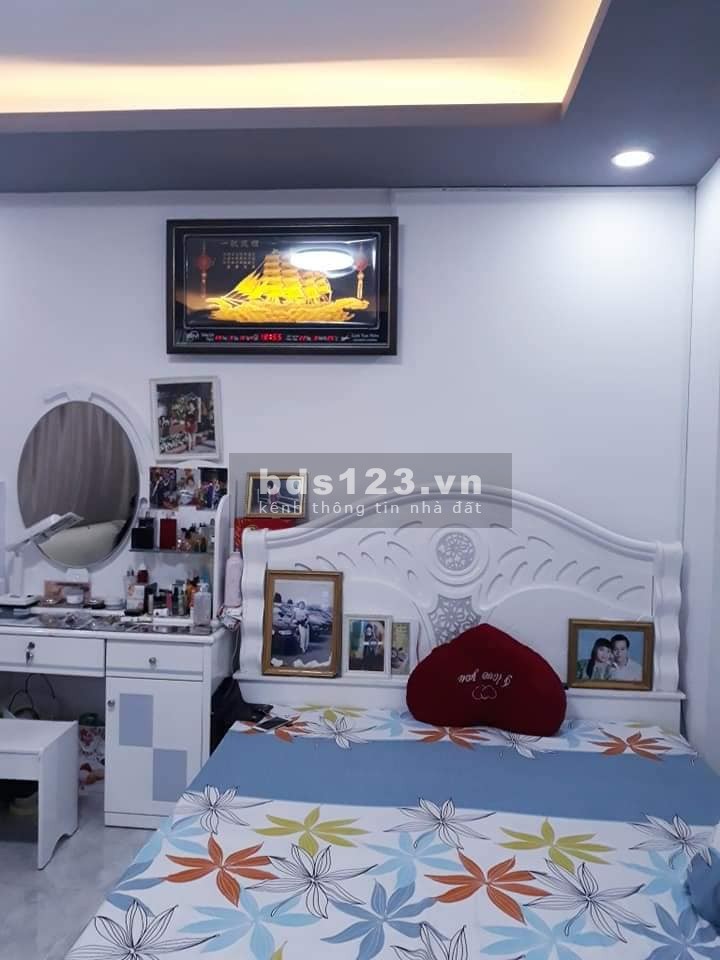 Nhà ngay góc Lê Văn Sỹ và Đặng Văn Ngữ, 46m2, 4 tầng, nhỉnh 6 tỷ