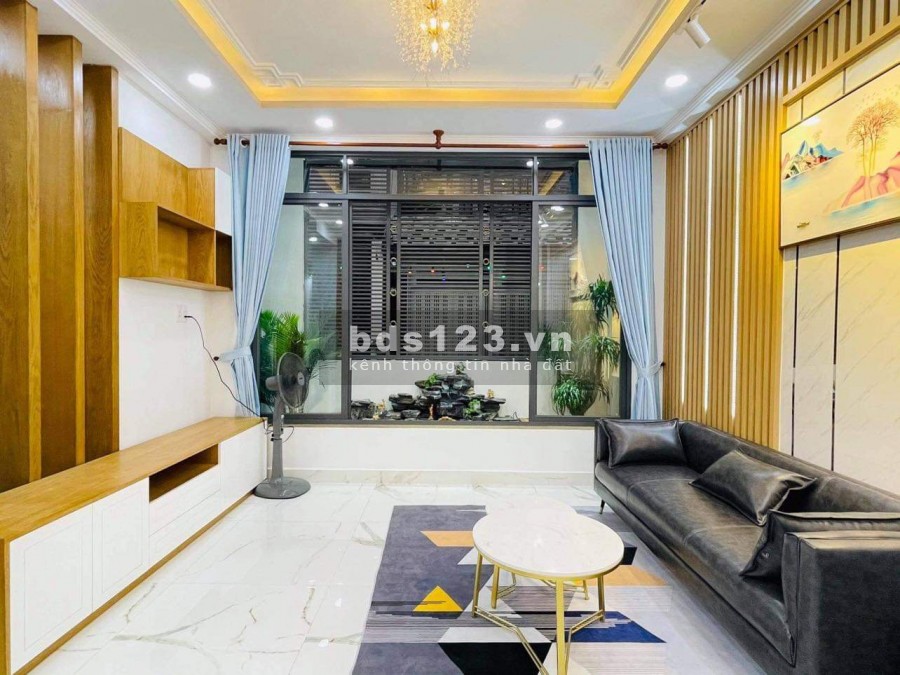 Bán gấp nhà Gò Vấp, diện tích sử dụng 70m2, 3 tầng, đẹp lung linh, giá rẻ đầu tư