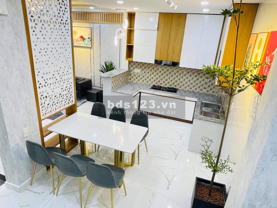 Bán gấp nhà Gò Vấp, diện tích sử dụng 70m2, 3 tầng, đẹp lung linh, giá rẻ đầu tư