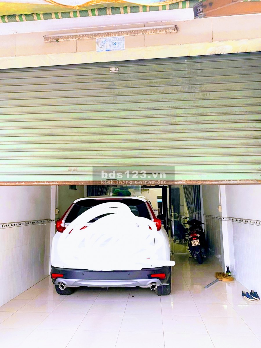 Bán nhà nguyên căn mặt tiền Lê Văn Khương Quận 12 diện tích lớn giá rẻ, lh 0901846487
