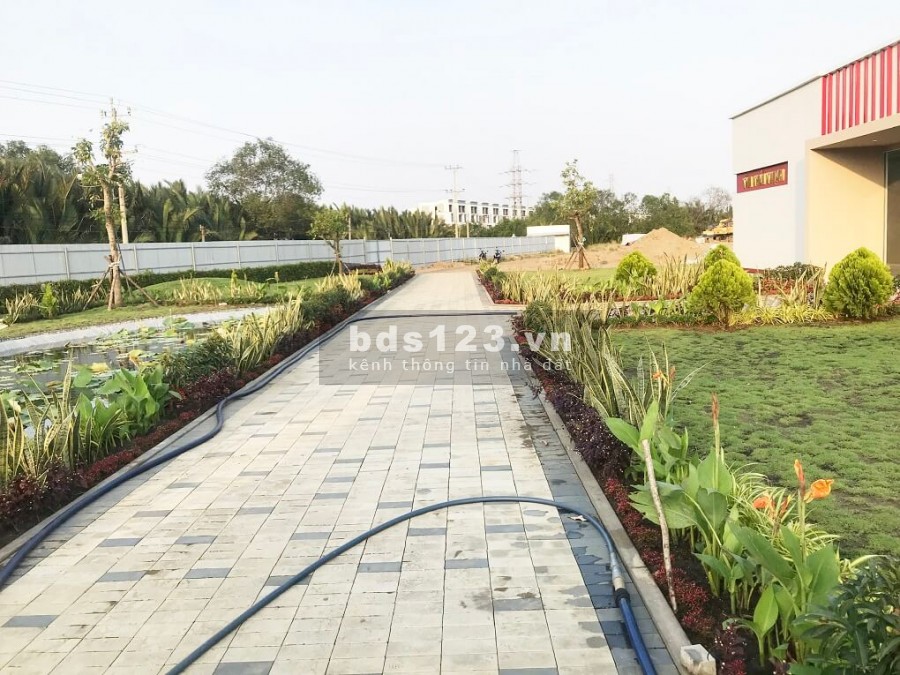 Nhà phố Long Hậu cần bán, ngang 5m,82m- 200m, có lời ngay khi cọc, sở hữu lâu dài, sổ sẵn