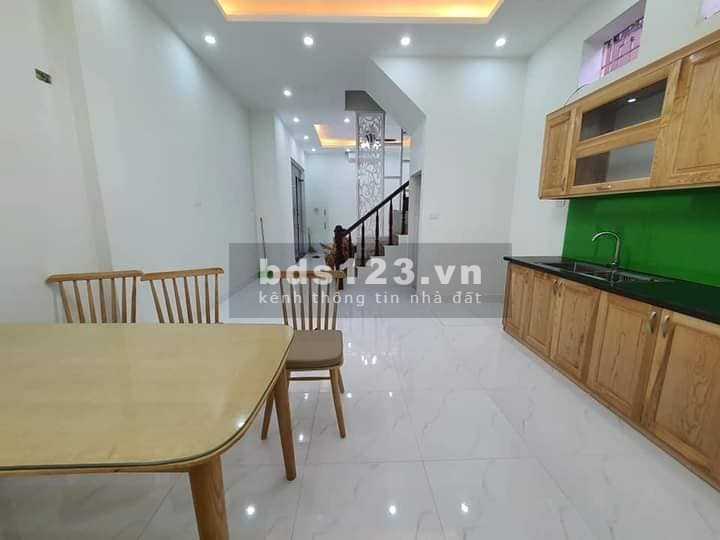 Bán nhà siêu hiếm sót lại Khương Trung 3 mặt thoáng, hàng xóm Royal City, 3 bước ra phố