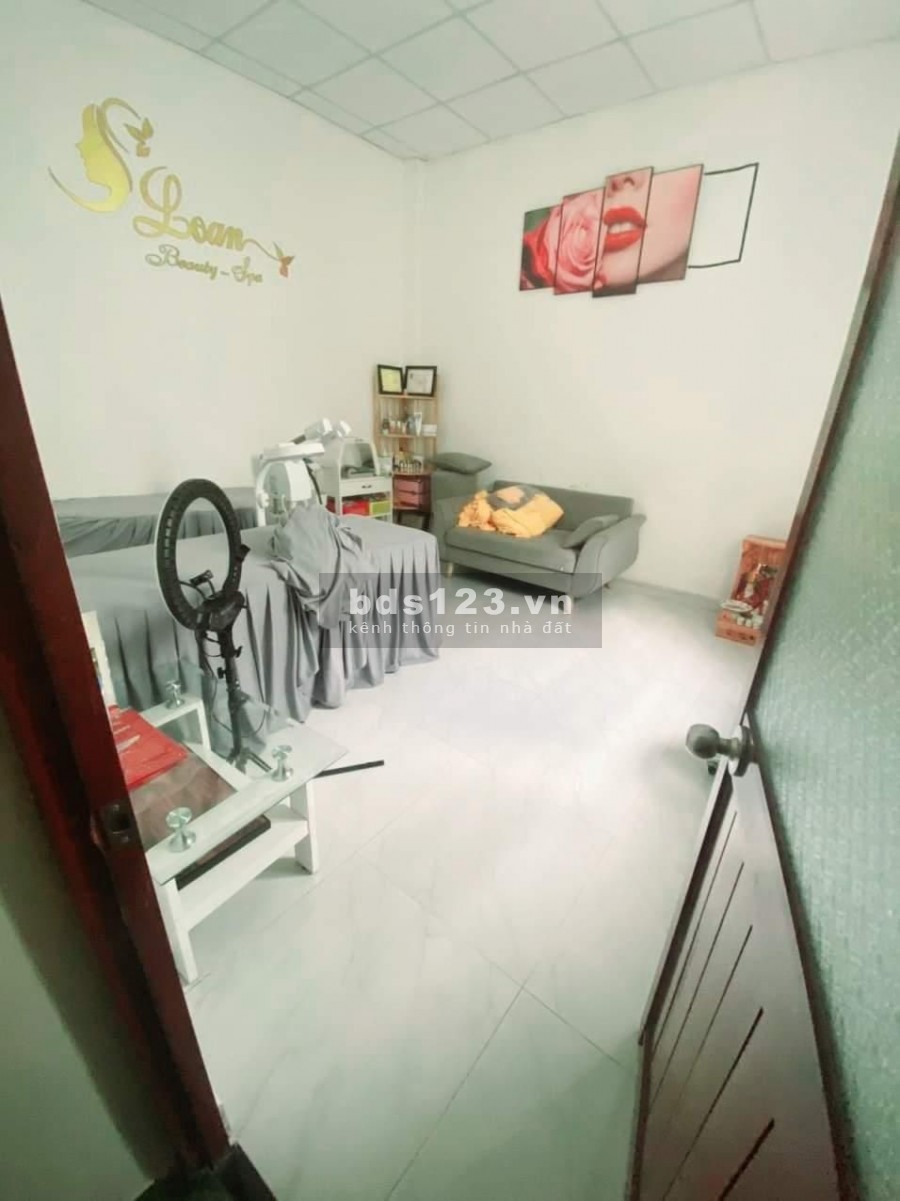 Nhà đẹp nguyên căn kiến trúc hiện đại Nguyễn Phúc Chu, p15, Tân Bình dt 62m2, giá 4.5 tỷ