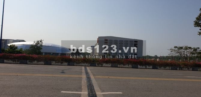 Cần tiền bán gấp lô đất ngay đại học quốc tế Việt Đức, bàn giao ngay, tự do xây dựng