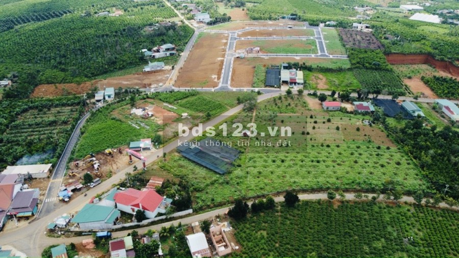 Đất nền chợ mới Lộc Đức, Bảo Lâm chỉ 5,5tr/m2 thổ cư 100% LH 0978726139