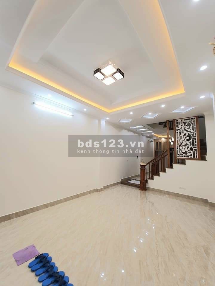 Bán nhà Trung Kính, Quận Cầu Giấy ngõ to thông kinh doanh dt 57m2 4 tầng bán nhỉnh 6 tỷ