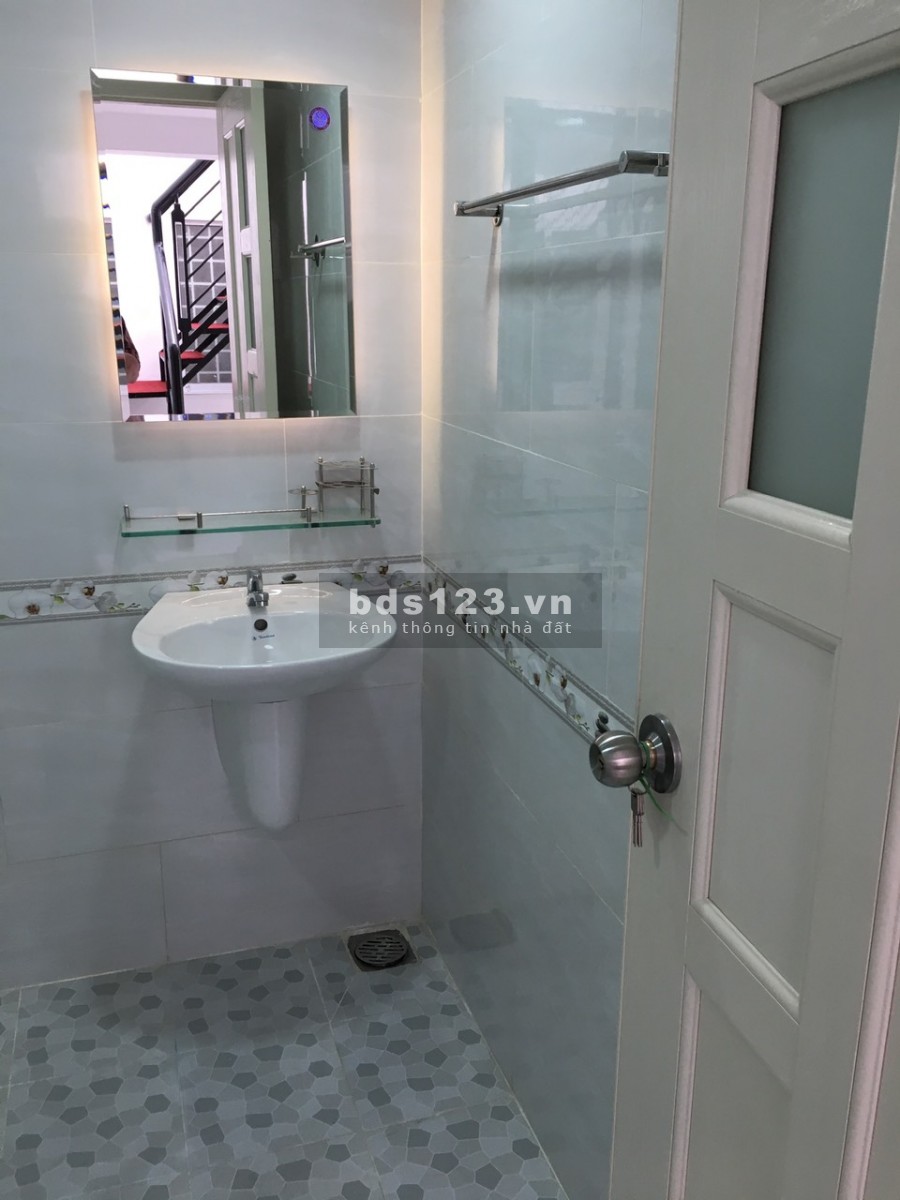 Bán nhà đường Trần Khắc Chân quận Phú Nhuận diện tích sử dụng 92m2 giá bán 6.4 tỷ
