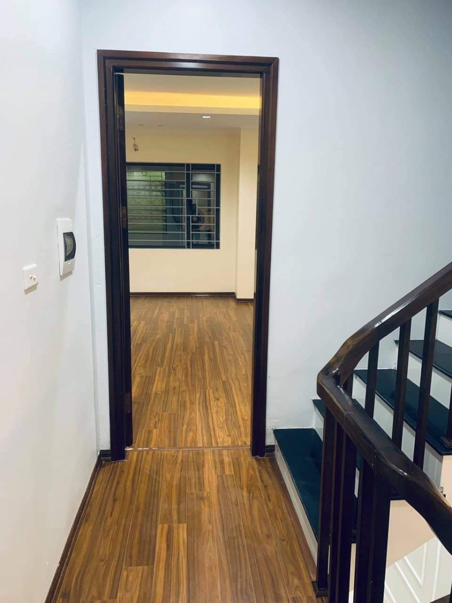 Bán gấp nhà phố Yên Lạc Quận Hai Bà Trưng xây đẹp dt 55m2,…