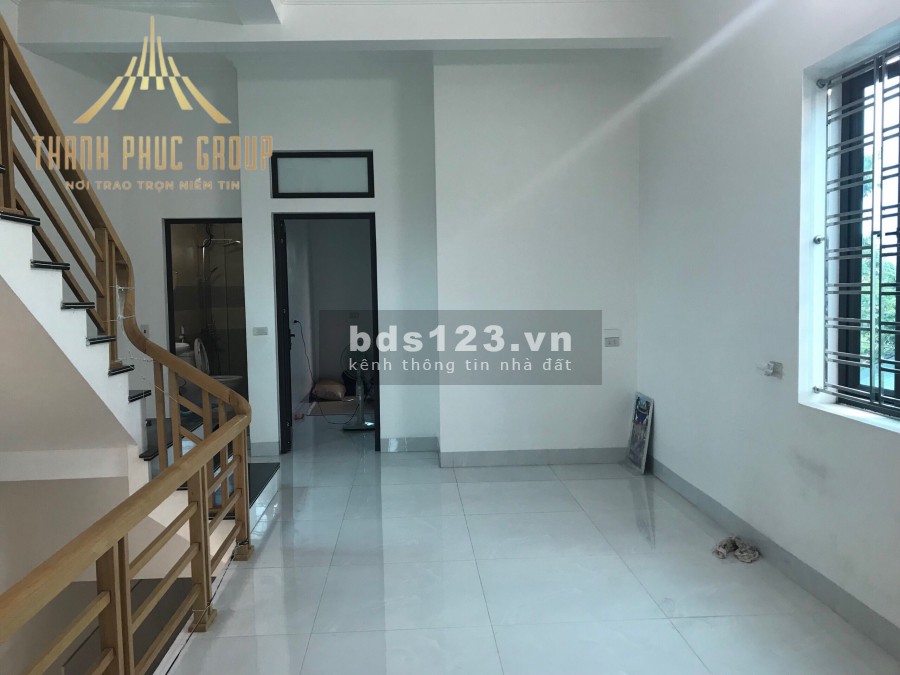 Bán nhà 3 tầng phố Bích Sơn Bích Đào, diện tích sử dụng 75m2, giá tốt, bàn giao vào ở ngay