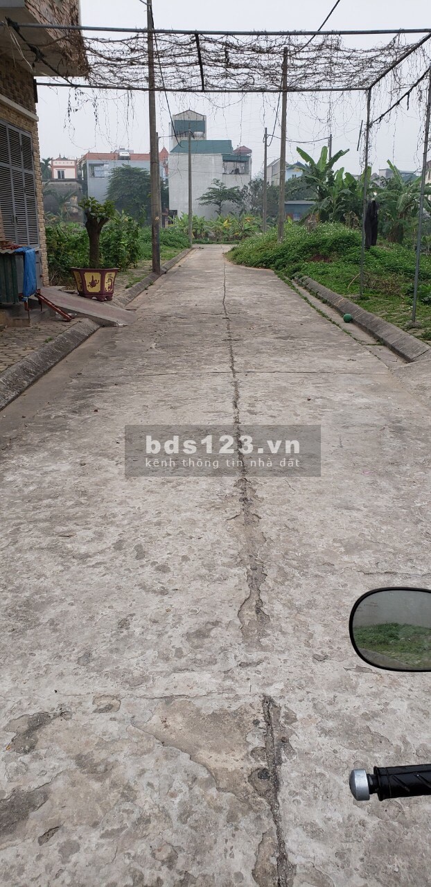 Cần bán gấp lô đất nền chính chủ Quận Hà Đông, giá bán 40 triệu/m2, khu dân trí cao đông đúc