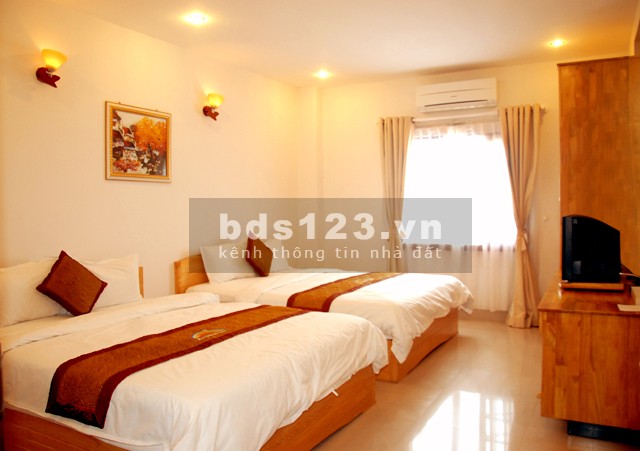 Bán khách sạn hẻm 81 Thuỳ Vân gần biển hướng Tây Nam, giá bán 17 tỷ, thương lượng
