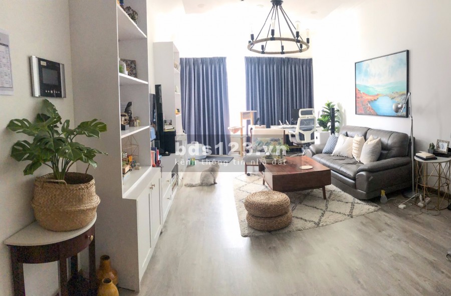 Bán nhà chính chủ Hoàng Quốc Việt phân lô Quân Đội dt 76m2, 5 tầng, giá chỉ 5.8 tỷ, lh 0973086353