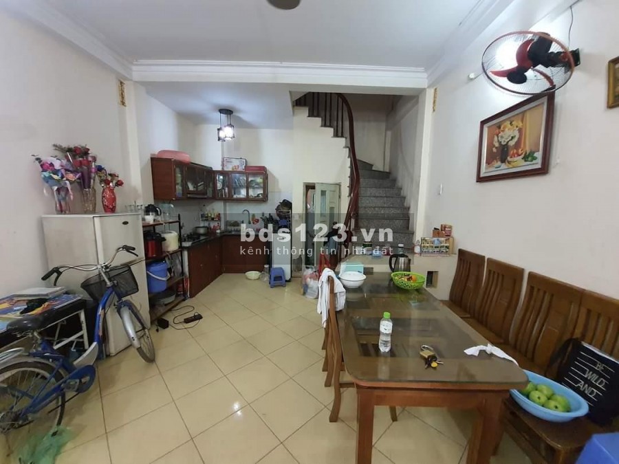 Bán Nhà Linh Đàm diện tích sử dụng 35m2, đúc kiên cố 5 tầng, giá bán chỉ 2,65 tỷ