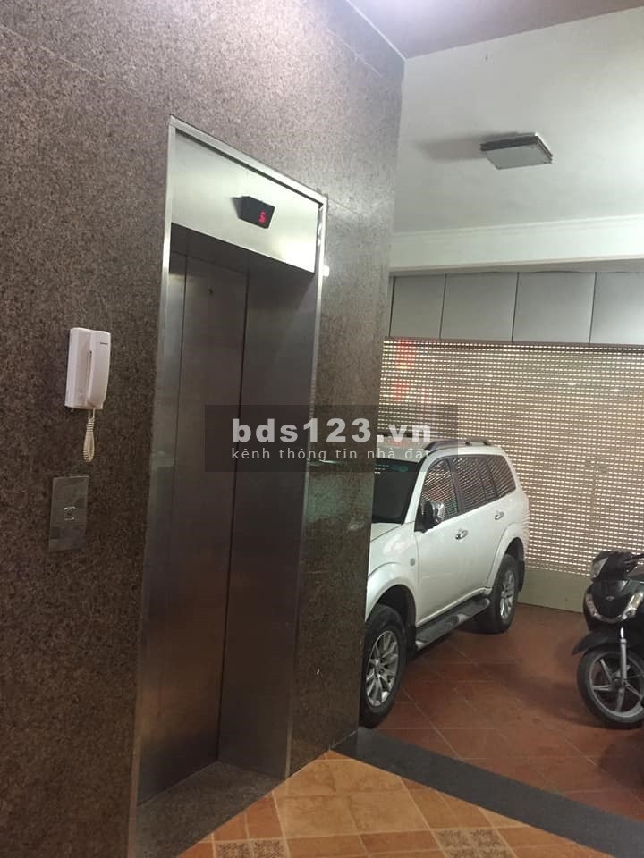 Nhà đẹp phố Trích Sài gara thang máy 80m2 x 6 tầng kinh doanh tốt sổ đỏ chính chủ giá 12 tỷ
