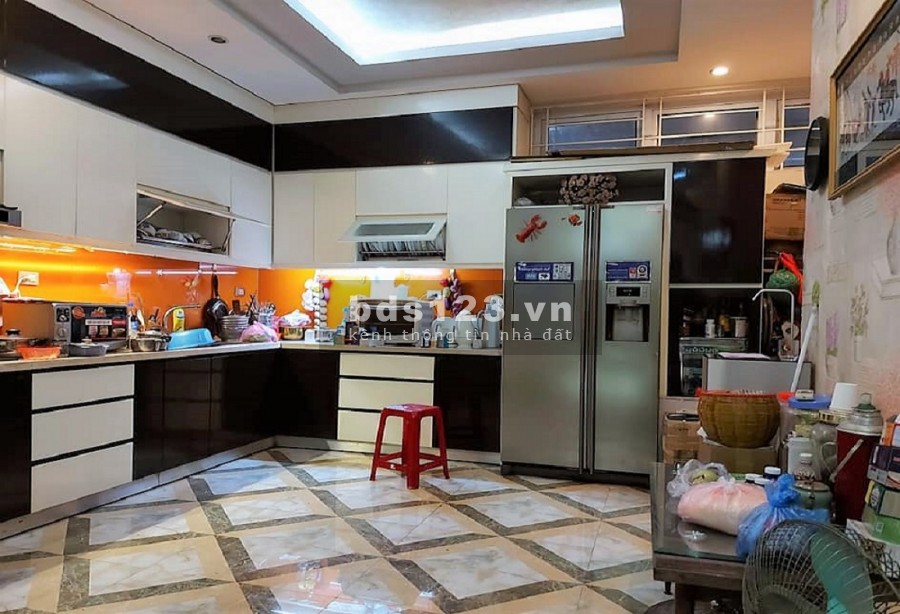 Bán nhà Đống Đa, phố Nguyễn Chí Thanh vỉa hè, ô tô, kinh doanh, dt 65m2 4 tầng mt 6m giá 14 tỷ