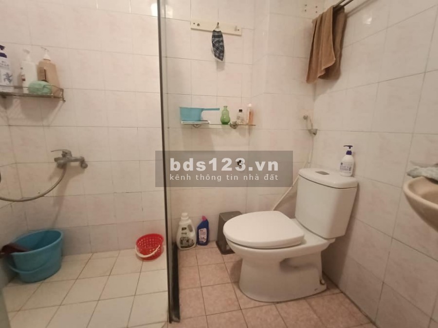 Bán gấp nhà phố Lê Hồng Phong Quận Ba Đình diện tích sử dụng 46m2 4 tầng giá 6,99 tỷ