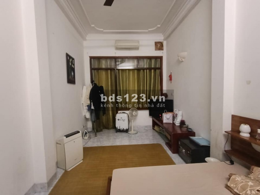 Bán gấp nhà phố Lê Hồng Phong Quận Ba Đình diện tích sử dụng 46m2 4 tầng giá 6,99 tỷ