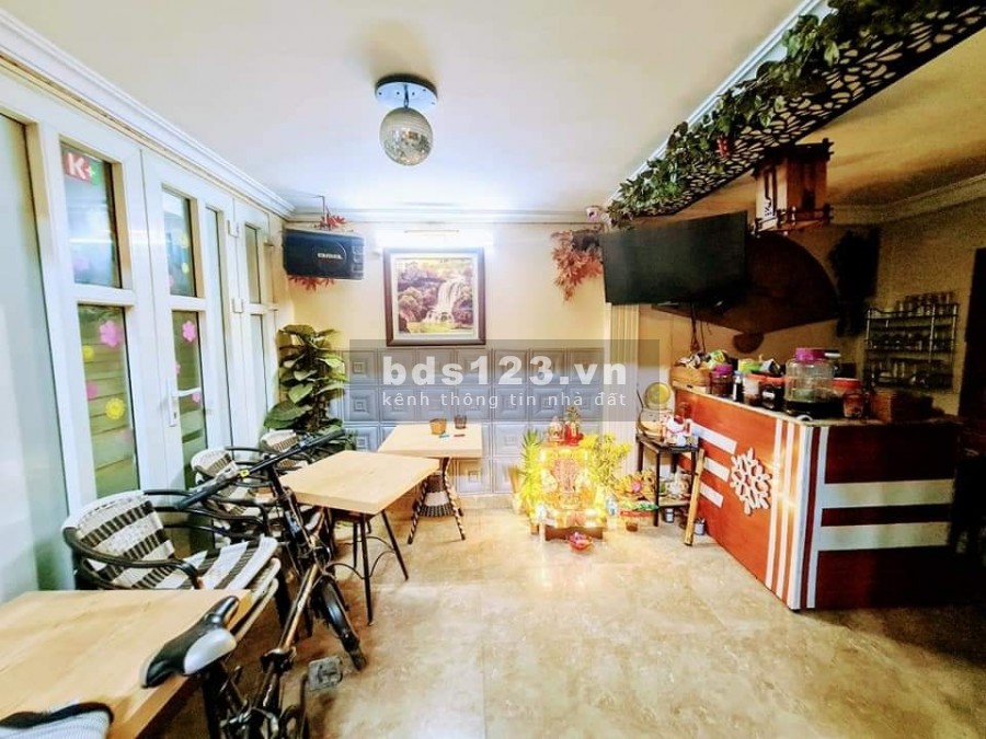 Bán Nhà Đống Đa ngõ thông kinh doanh ô tô qua giá chỉ hơn 5 tỷ, sổ đỏ chính chủ