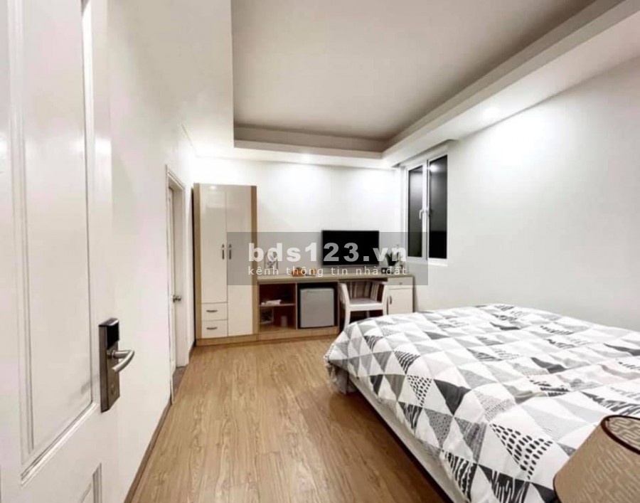 Tòa Căn Hộ dịch vụ Apartment Đình Thôn ô tô tránh 37 căn full Đồ dt 142m2 giá 32.5 tỷ