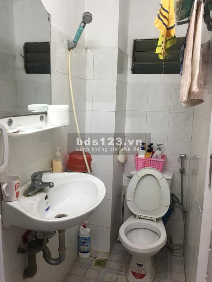 Bán nhà nguyên căn làm được sổ ngõ rộng Quận Hai Bà Trưng, Thanh Nhàn, giá bán 1.3 tỷ