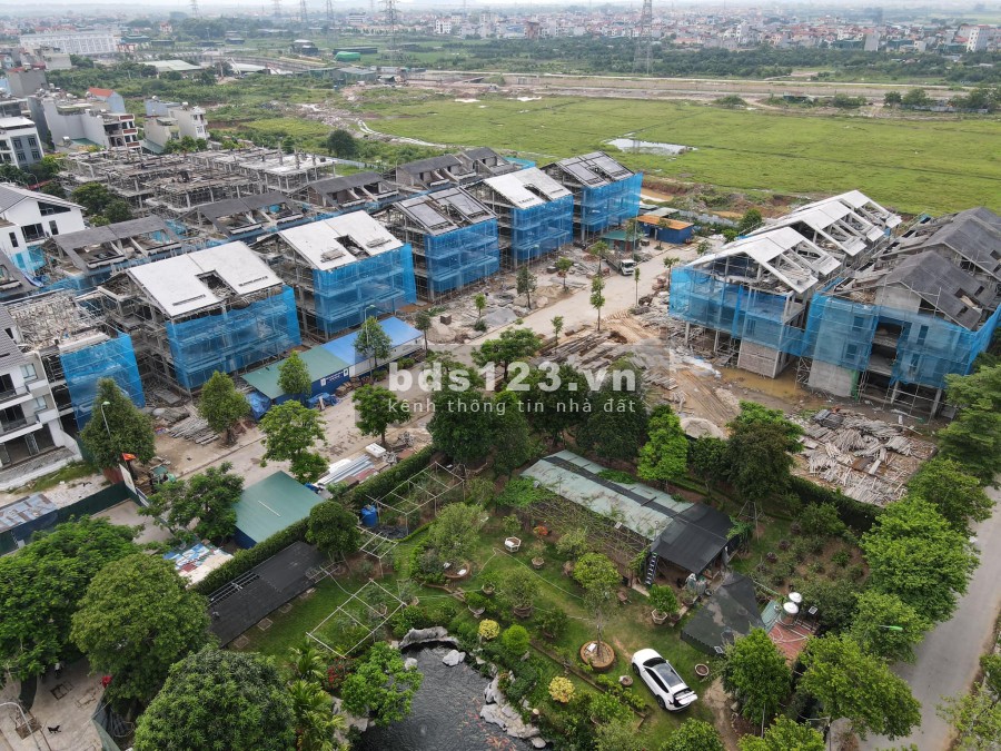 Suất mua bt Sol Lake Villa Nam Cường cạnh công viên giá rẻ nhất HN từ 60tr/m2 ck 8%, ls 0% 30 tháng