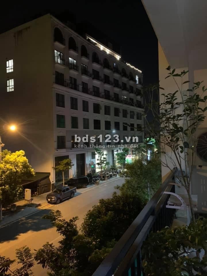 Cho thuê nhà đẹp tại thành phố Vĩnh Yên, Vĩnh Phúc. lh: 0988758886, diện tích 100m2