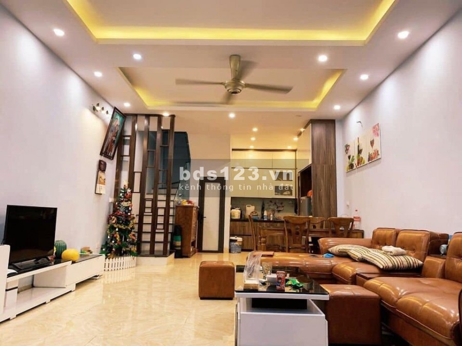 Cực Hiếm !Nhà 6Tầng, 15m ra phố Trường Chinh, 28m2, kinh doanh Online. Cần bán gấp.