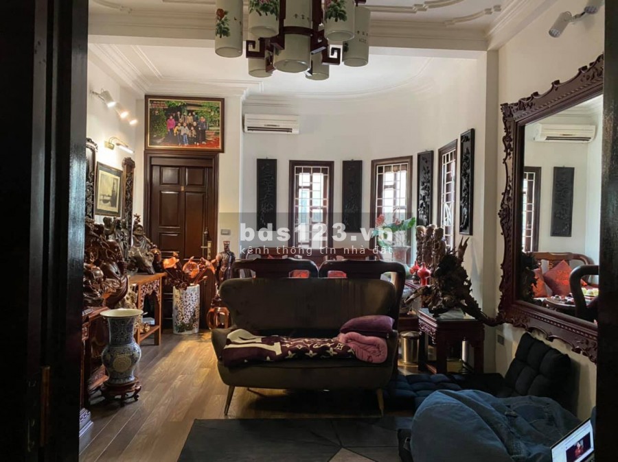Bán nhà Ngọc Thụy ô tô tránh gara 3 mặt thoáng giá bán 4.9 tỷ, liên hệ 0394980881