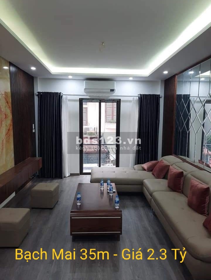 Nhà thoáng vào ở ngay vàn tiện ích xung quanh Bạch Mai dt 35m2, 4 tầng giá 2.3 tỷ