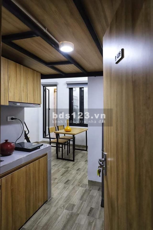 Nhà đẹp Cầu Giấy, 133m2 9 tầng, thang máy, 43 phòng dòng tiền gần 3 tỷ/năm chỉ 28 tỷ 5