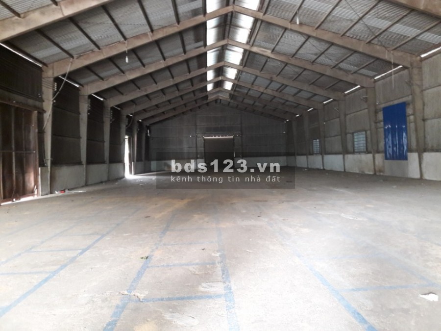 Cho thuê nhà xưởng dt: 1200m2 đường Hiệp Thành 13, Quận 12 lh: 0908.561.228