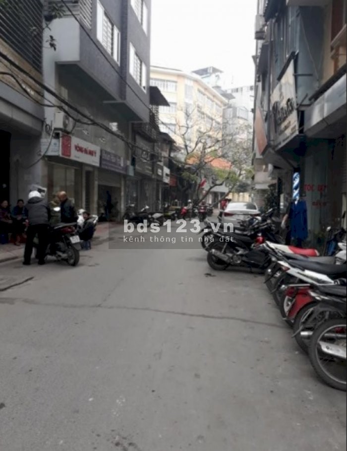 Vị trí hot nhất Hà Nội 5 tầng mt 6,5m khu vực phố Huế Trần Khát Trân giá hơn 9 tỷ, thương lượng