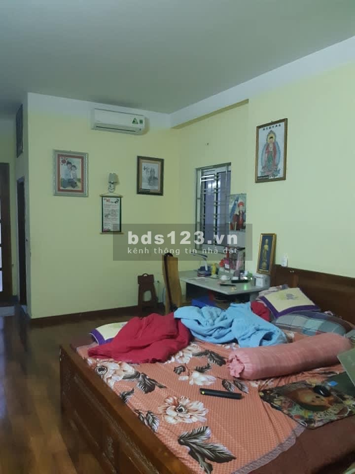Cần Bán Nhà Ngọc Hà thang máy vị trí đẹp làm văn phòng kinh doanh đều hợp lý giá 7.5 tỷ