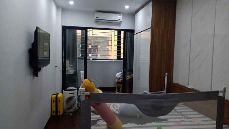 Hiếm Bán nhà đẹp phố Hoàng Mai quận Hoàng Mai 5 tầng oto đỗ cửa KD an sinh đỉnh chỉ 3.4 tỷ