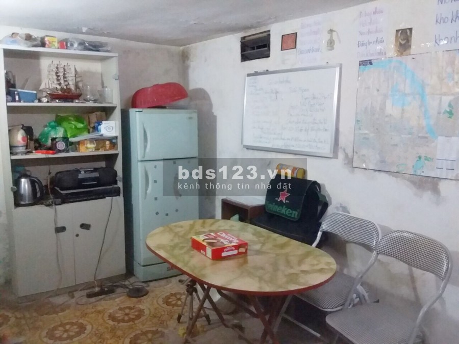 B3 Giảng võ, chỉ 2,3 tỷ, ngay gần KS dát vàng Golden Lake, dân trí cao, lh 0936451176