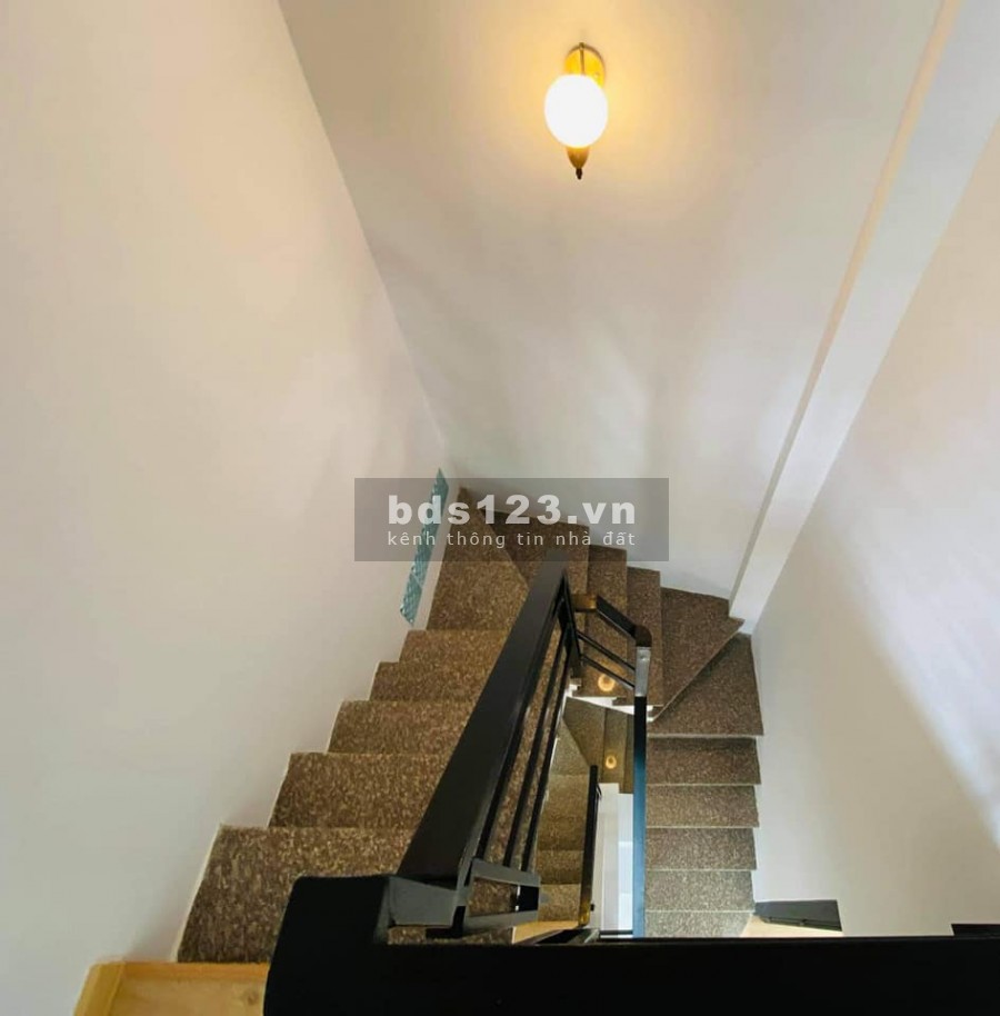 Nhà Hoàng Hoa Thám, Phú Nhuận, hẻm xe hơi, nội thất VIP, dtsd 42m2, mt 7m, giá 6.6 tỷ TL