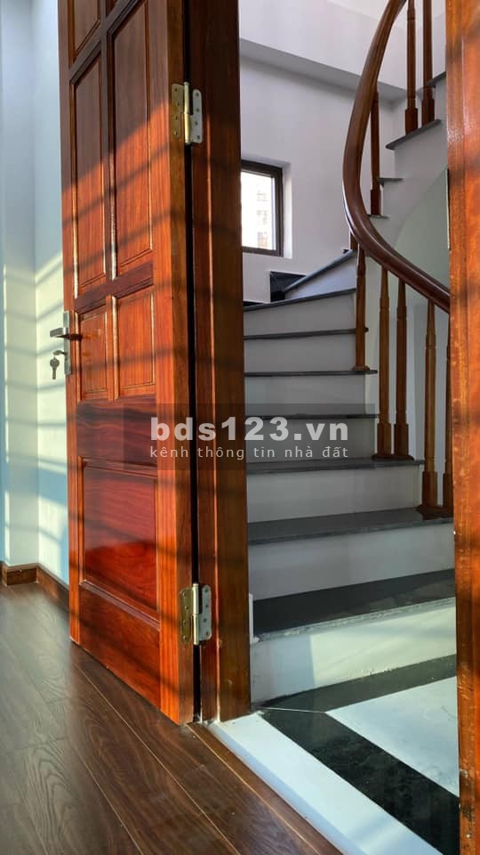 Bán nhà Mậu Lương, Quận Hà Đông bán gấp nhỉnh 2 tỷ dtsd 40m2, cực đẹp an sinh đỉnh