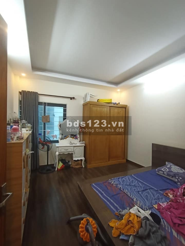 Bán nhà Mậu Lương, Quận Hà Đông bán gấp nhỉnh 2 tỷ dtsd 40m2, cực đẹp an sinh đỉnh