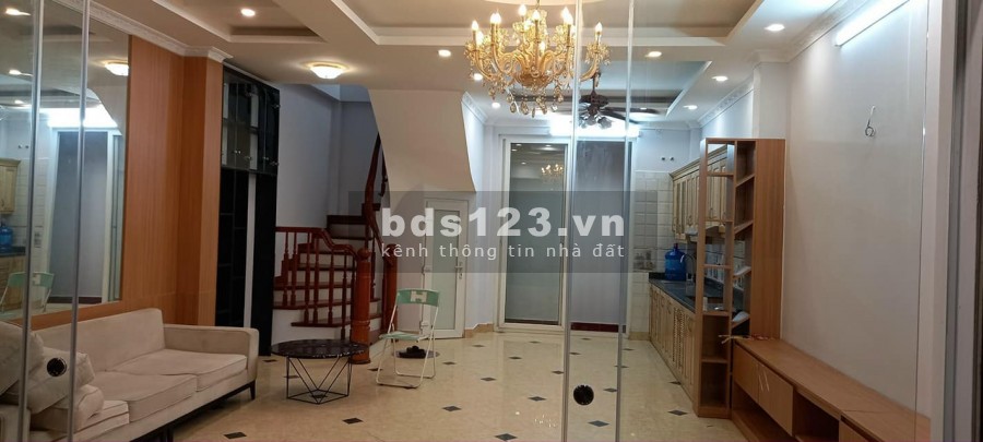Bán gấp! Khâm Thiên nhà đẹp dân xây, giá rẻ hơn 2 tỷ diện tích sử dụng 42m2 đúc kiên có 4 tầng