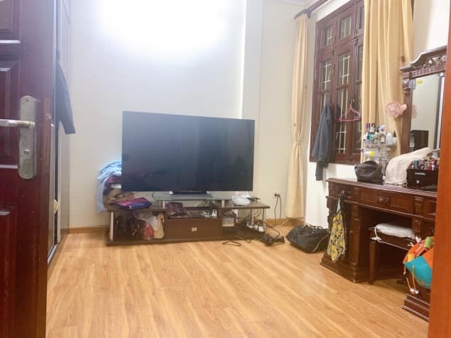 Bán nhà Tân Mai, Hoàng Mai, 41m2 x 4T, DT rộng, 4 ngủ, giá nhỉnh 3 tỷ. LH 0966456918.