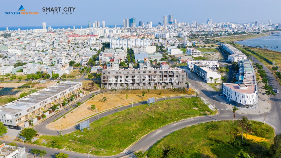Bán nhà ven sông Hàn view pháo hoa - Đối diện bến du thuyền giá tốt nhất (không mua hối tiếc)