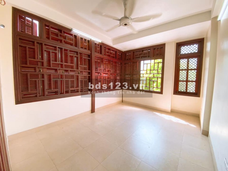 Bán nhà khu đô thị Văn Khê Hà Đông phân lô ô tô tránh view đẹp dtsd 60m2, giá 7 Tỷ