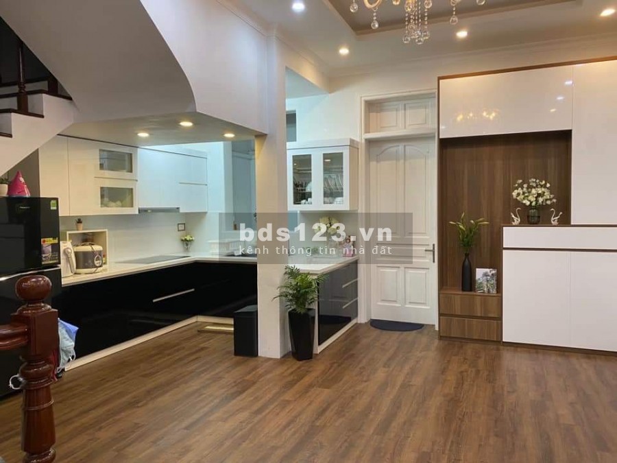 Siêu hiếm Yên Hòa Quận Cầu Giấy 3 gác tránh thoáng ngõ thông dt 75m2, 4 tầng giá chỉ 90tr/m