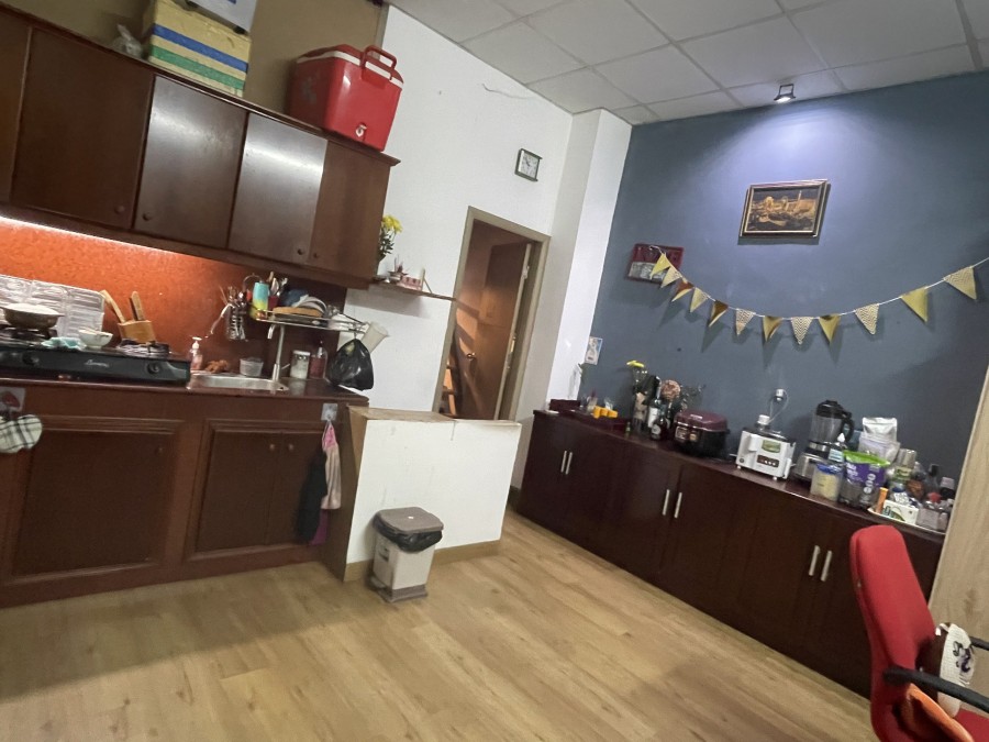 Bán căn hộ chính chủ kiên trúc đẹp, đường Lê Hồng Phong Quận 10, liên hệ 0918091383