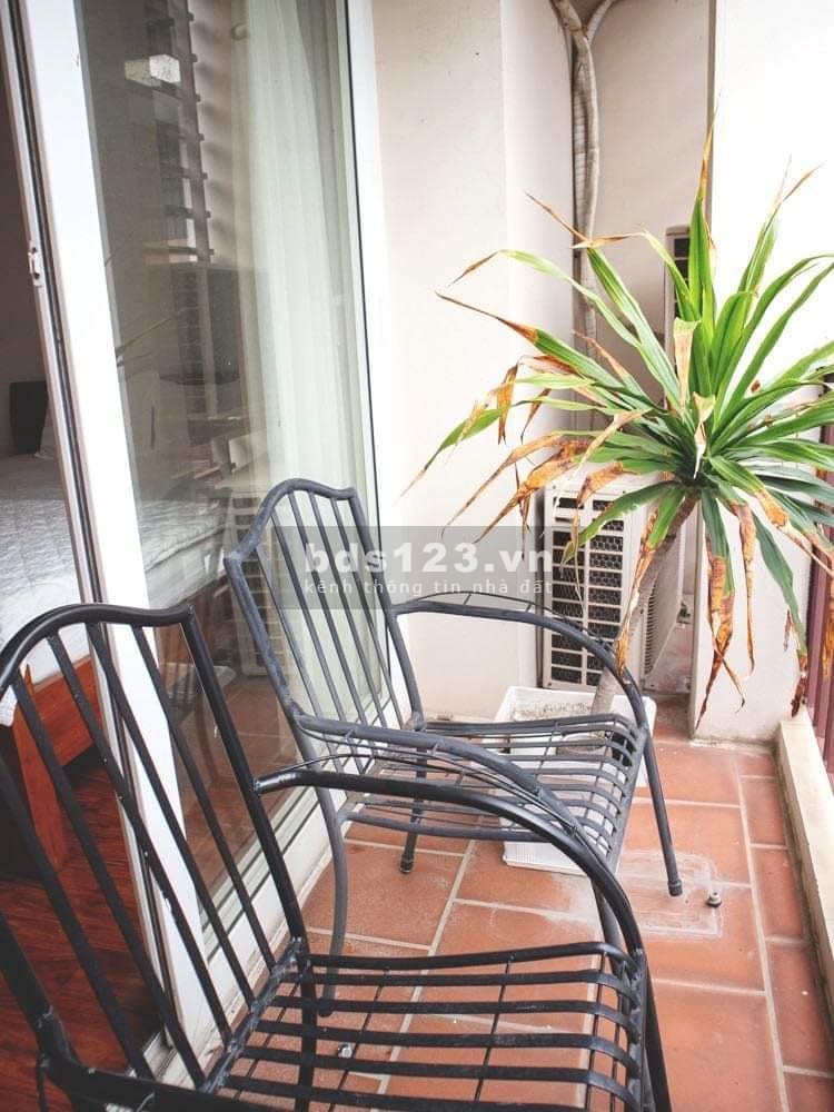 Bán nhà Trịnh Công Sơn dtsd 132m2, 8 tầng gara lô góc thang máy cho thuê 150 triệu/tháng giá 32 tỷ