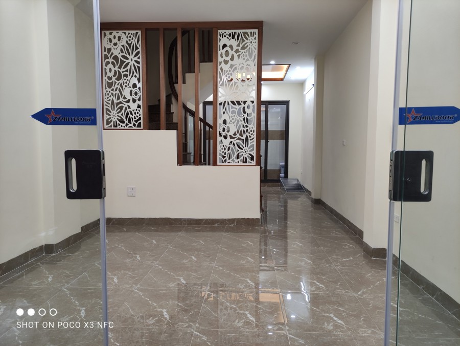 Nhỉnh 3 tỉ có nhà riêng ngõ 203 Kim Ngưu, Hai Bà Trưng, 7p ng, 45m2*5 Tầng MT 4m cách ô tô đỗ 5m