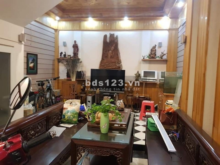 Bán nhà đẹp ngay trung tâm Đống Đa 6 tầng kinh doanh đỉnh nội thất siêu đẹp, bày trí hợp lí