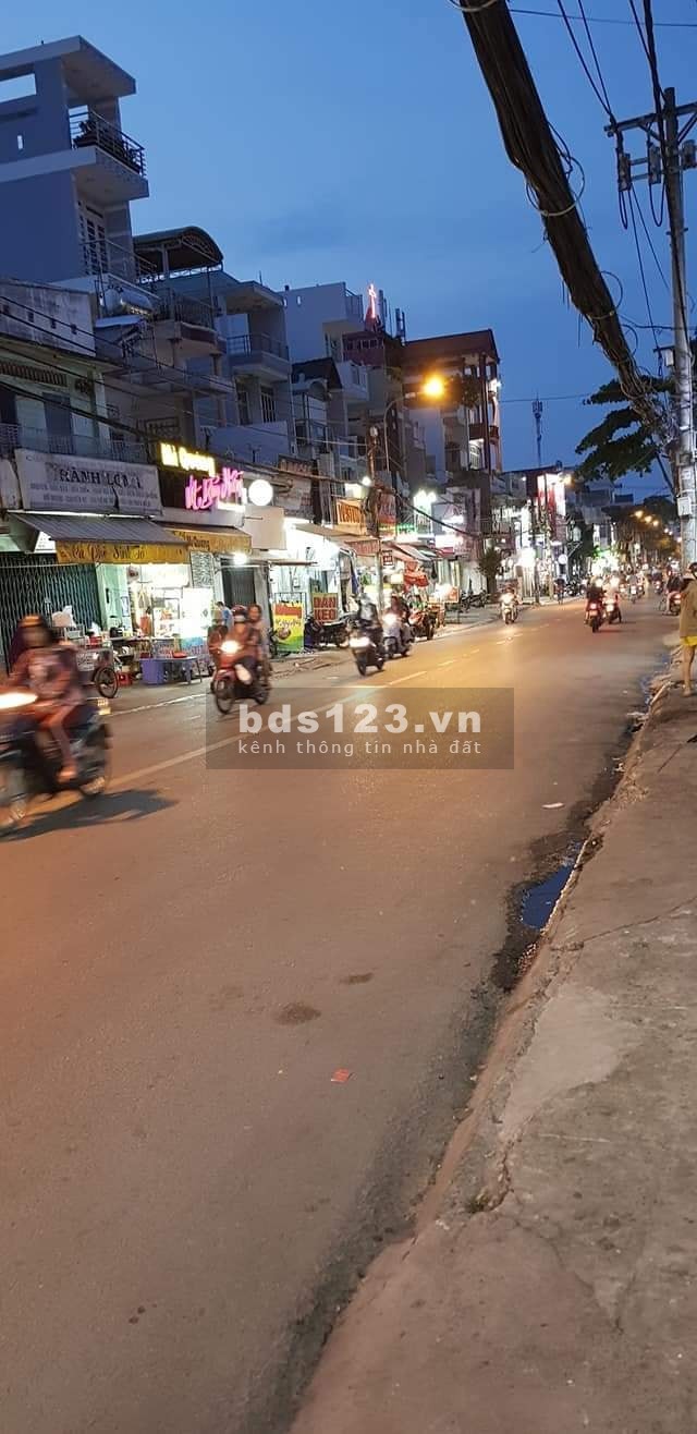 (Gò Vấp)bán nhà mặt tiền nở hậu, ngã tư Lê Đức Thọ - Nguyễn Oanh, 90m2, 5 lầu, 12.8 tỷ